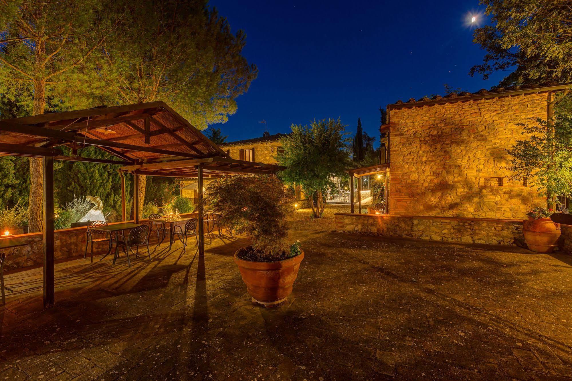 Agriturismo Casanova Di Pescille San Gimignano Dış mekan fotoğraf